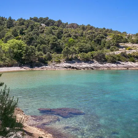 بيت للعطل Secluded Fisherman's Cove Ducac, Brac - 24291
